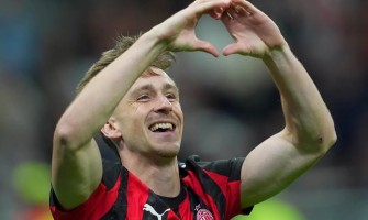AC Milán prodloužil smlouvu se Saelemaekersem do roku 2031
