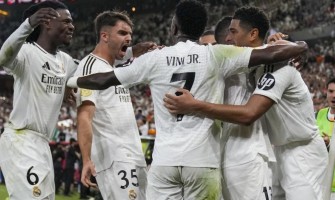 Bojovat nebo hrát fotbal?