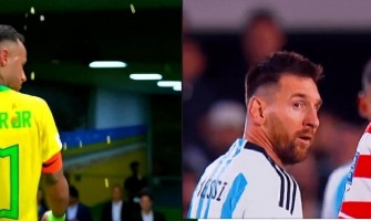 Popcorn na něj zaútočil!